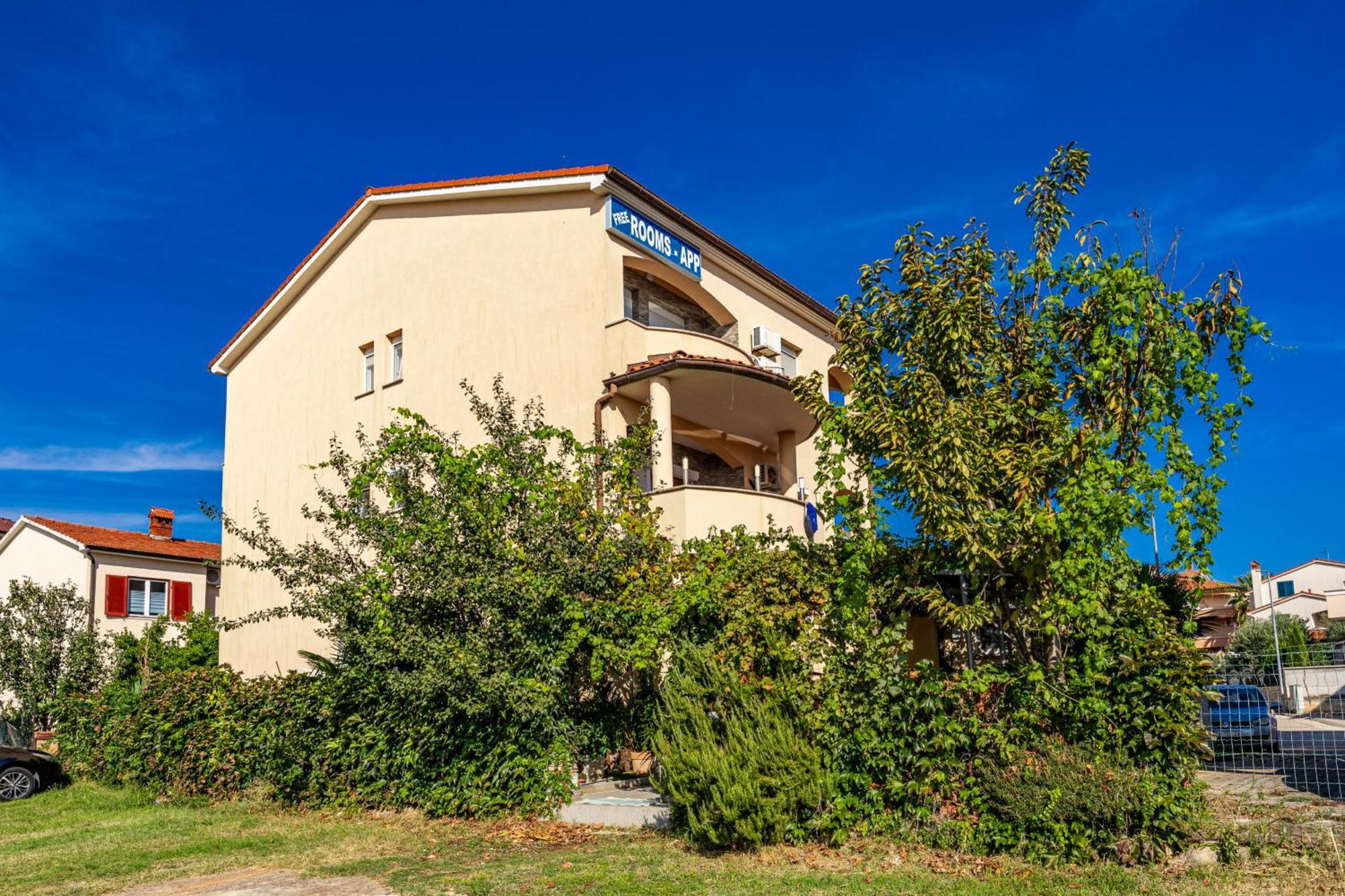 Apartments Mijic Медулин Экстерьер фото